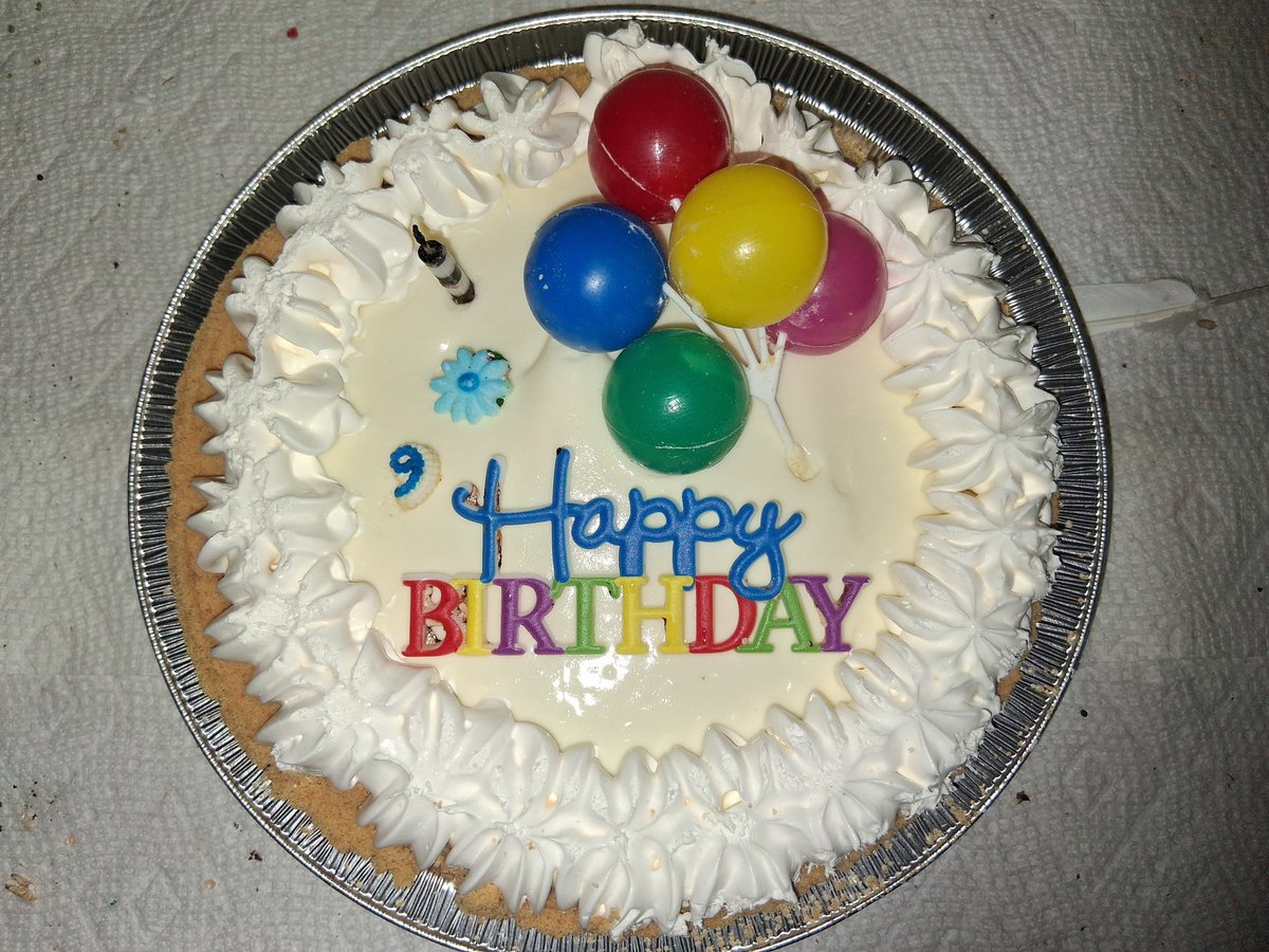 Neilfan12's tweet image. 🎂🕊 It was my bird #Fernando's 9th #BDay yesterday. Don't know his exact hatch day, but I chose it because it's close &amp;amp; it's #PiDay (3/14, for the number Pi) &amp;amp; he's a Pied #Cockatiel. Also, his #Birthday "cake" is a #pie again (pied bird, #Pi Day, pie). Key Lime Pie.🕊π🎉