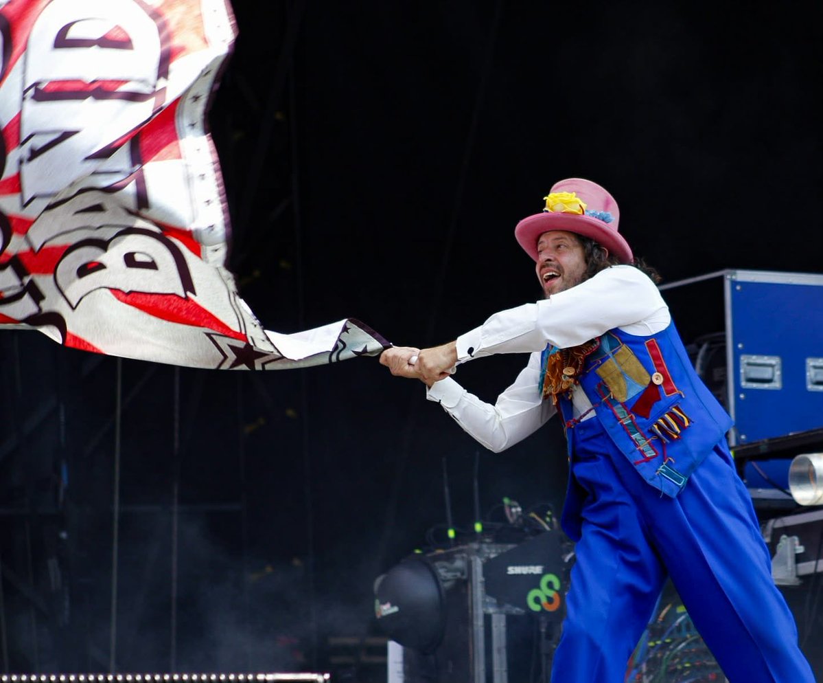 Inherente Rock tweet media