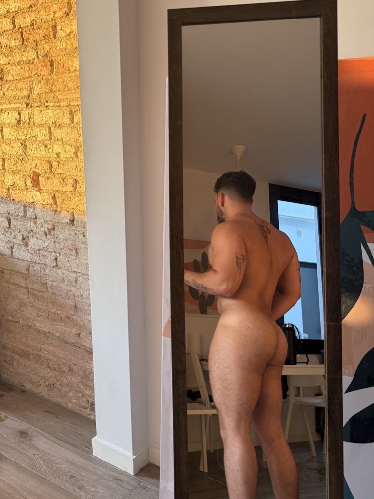 𝓂𝑒𝓂𝑜 tweet media