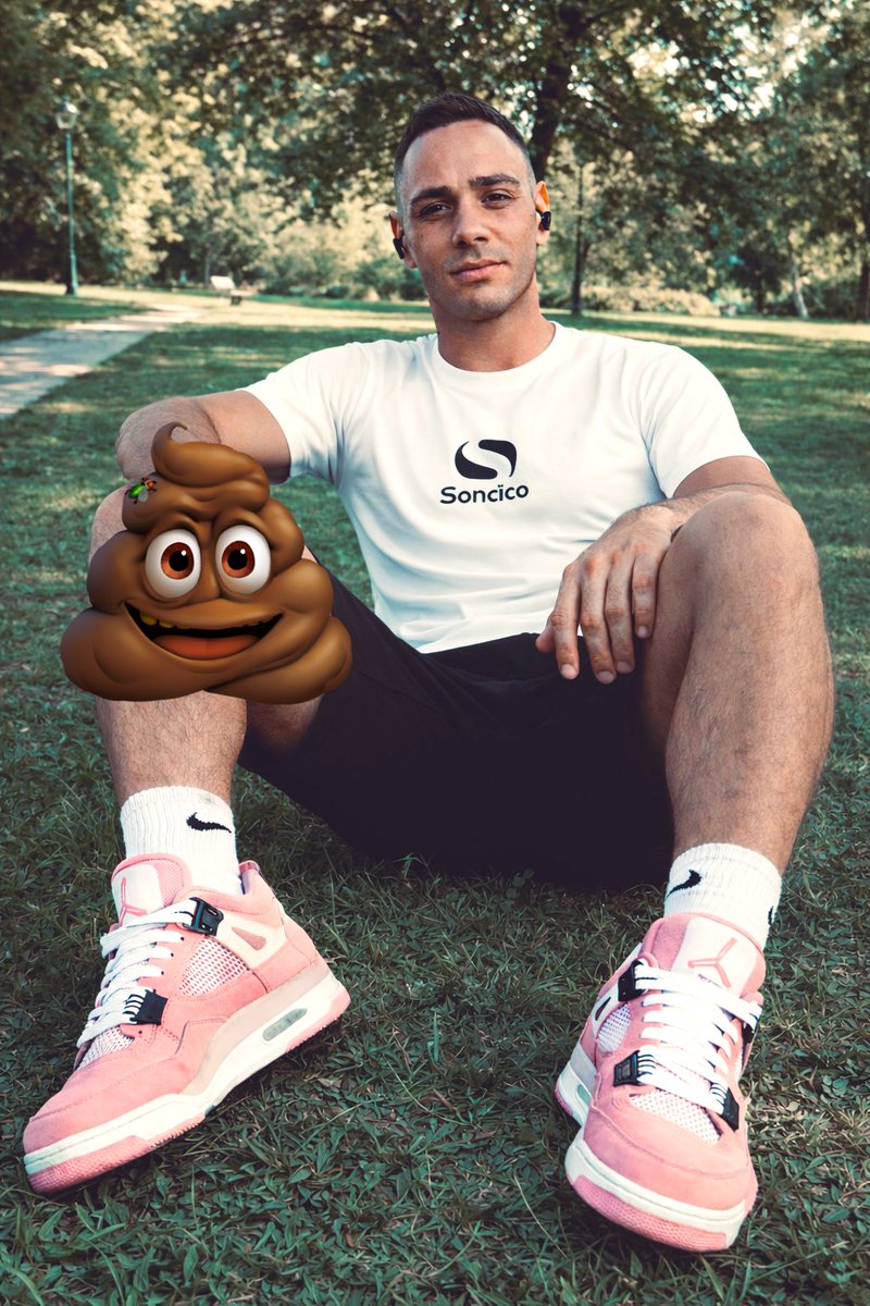 YoungHumanToilet🐷 tweet media