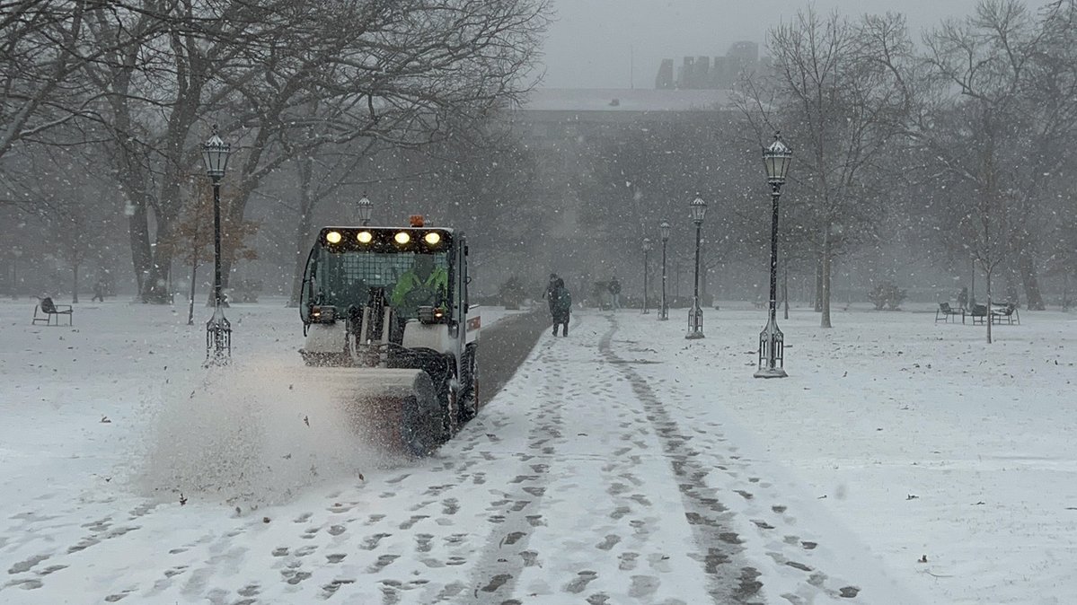 UChicagoSafe tweet media