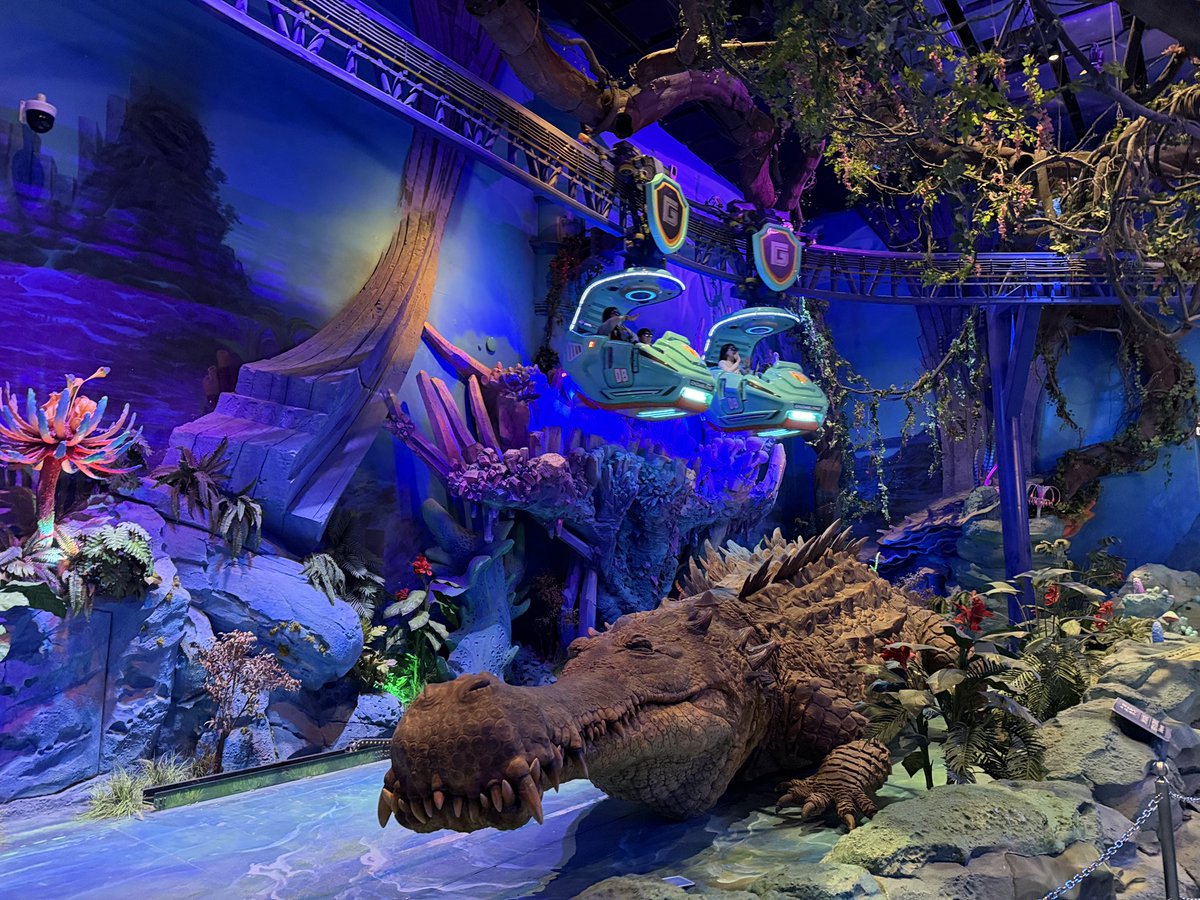 Attractions 360° tweet media