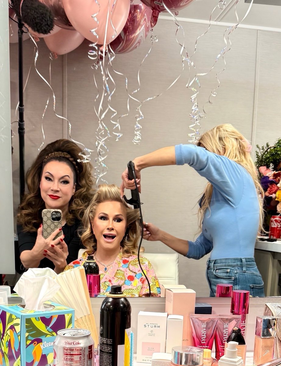 Jennifer Tilly tweet media