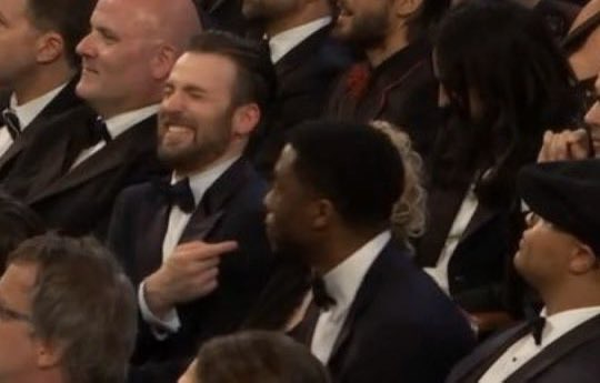 siri 🍃 tweet media