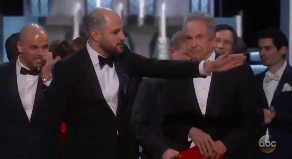 ƘұււinG tweet media