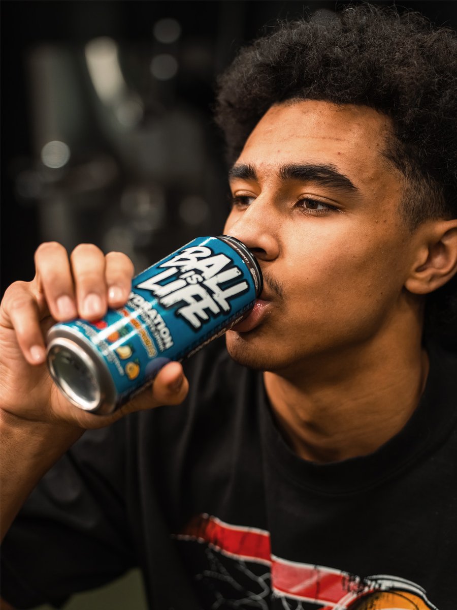 Pure hydration. No caffeine. No junk.
Just clean ingredients that keep you refreshed and ready to hoop.
 Ballislife Hydration — Fuel the Fight.