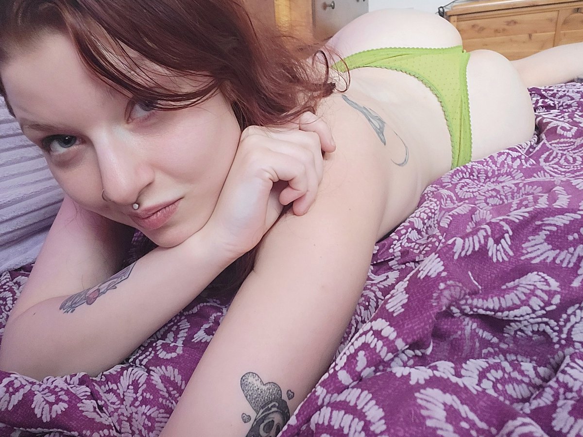 Mistress_Magic tweet media