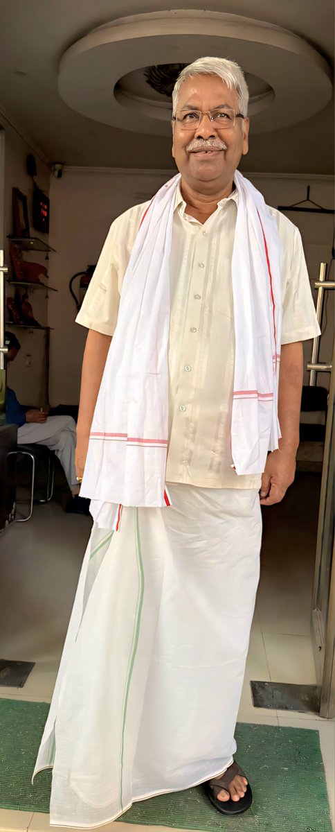 ckmbsnl's tweet photo. Reached Gaya last night enroute to Bodh Gaya where prince Sidharta Gowthama became the Lord Buddha and became the  founder of Buddhism. https://t.co/xKxLp0G7KN