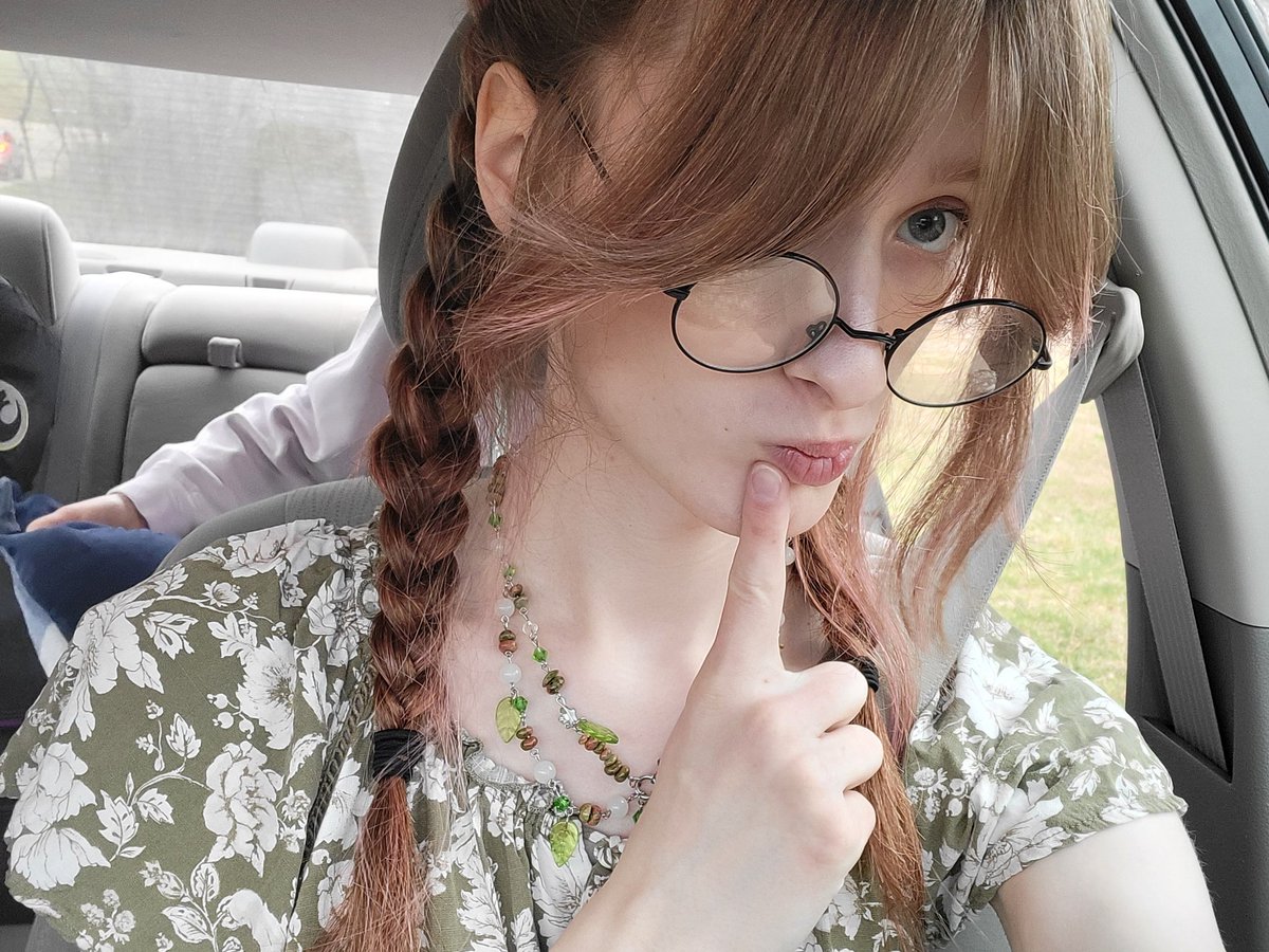 riley !! 🦭 tweet media