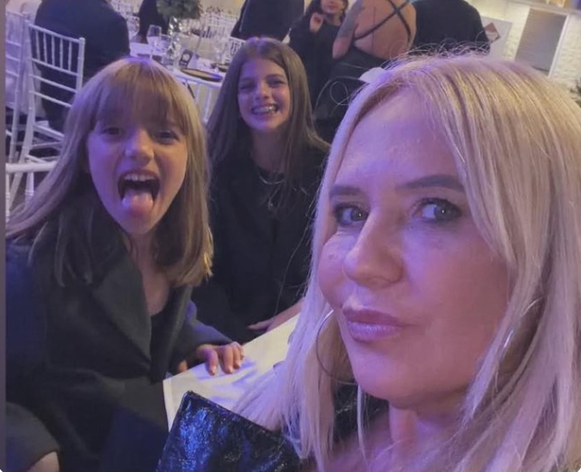 mora margarita tweet media