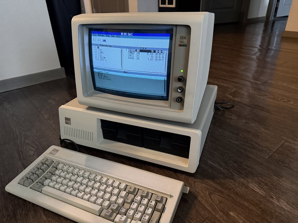 AlphaFox tweet media