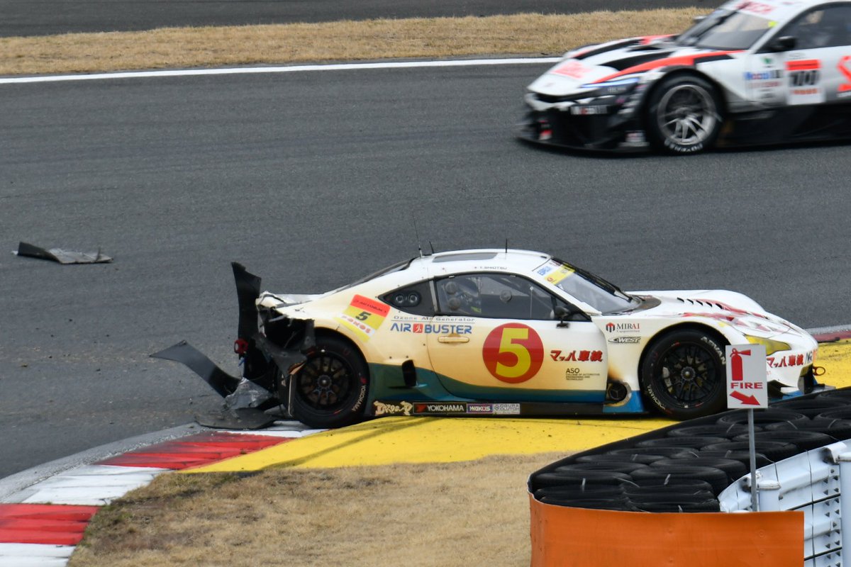 5号車😣

#SUPERGT