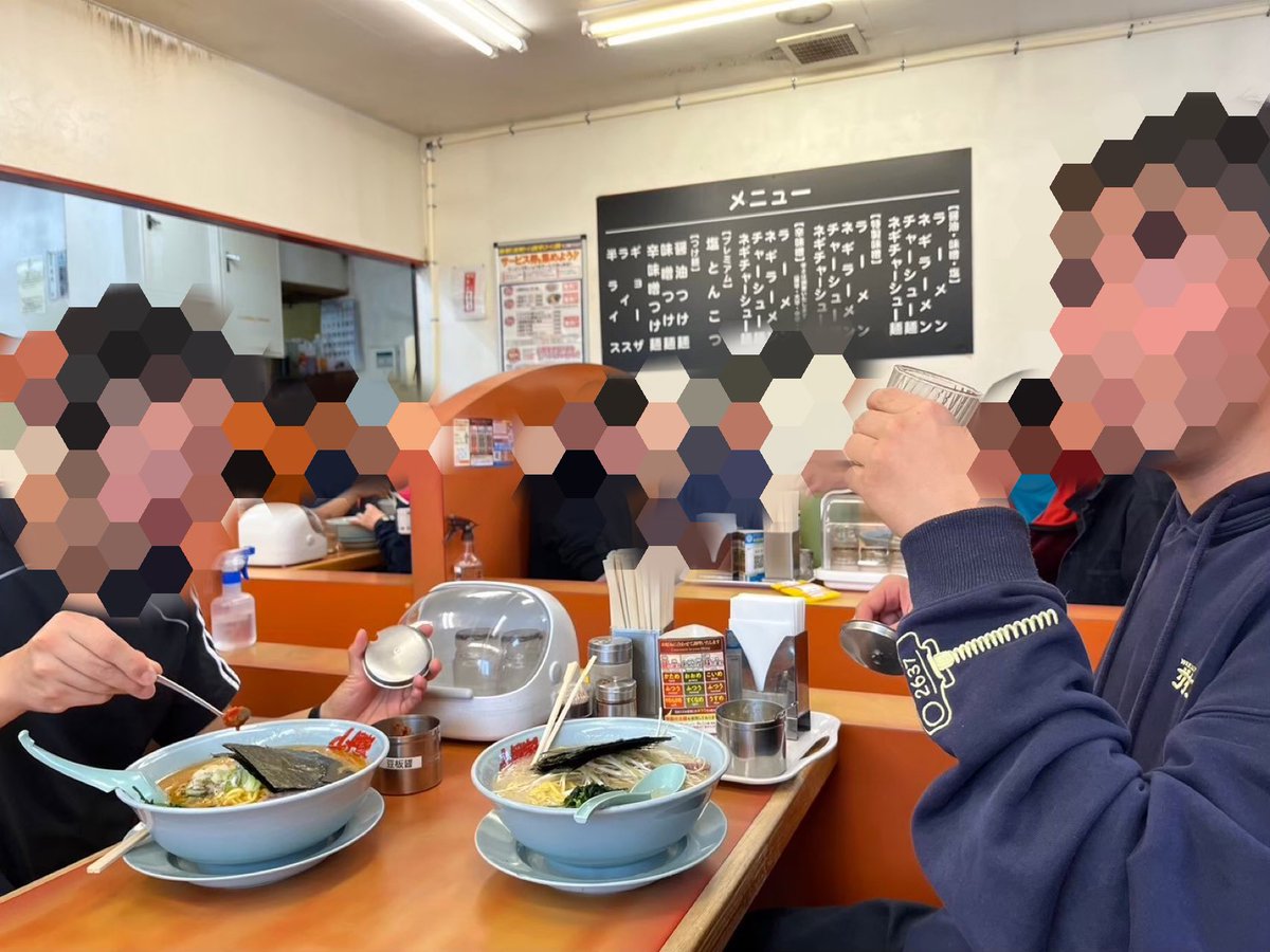 HKD_helloken's tweet photo. 北海道の広大な大地を、ハロプロの曲を流しながら🚗💨

道内各地の名湯を目指してドライブします♨️

湯上がりに食べるラーメンは、冷えた体に染み渡る格別の味🍜✨

音楽・温泉・グルメを一度に楽しめる、北海道の大学生らしい贅沢な休日を過ごしましょう🌲🍦

キタハロが気になった方はDMまで！ https://t.co/Wluakd0SSs