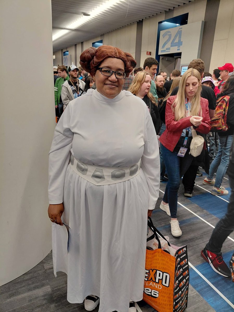 Call Me Kat ✨🎬🎶⚾ tweet media