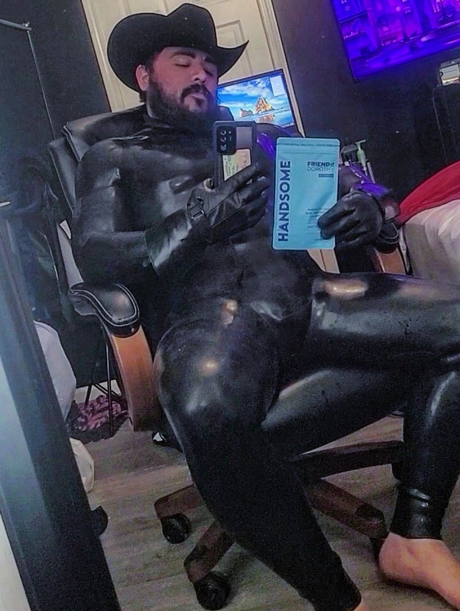 Rubber Demonbear tweet media
