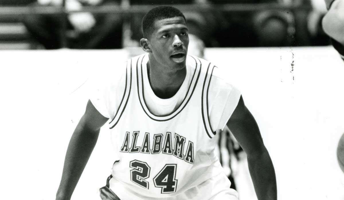 Tide Hoops History tweet media