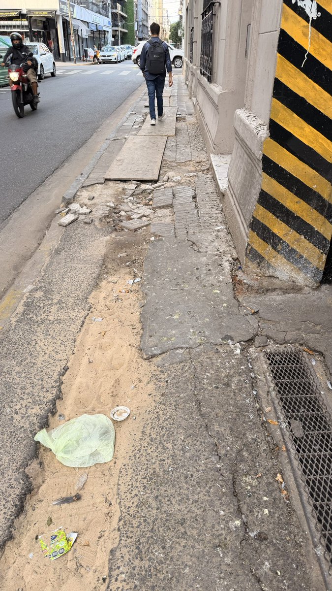 Bruce Wayne is Batman ⭐️⭐️⭐️ tweet media