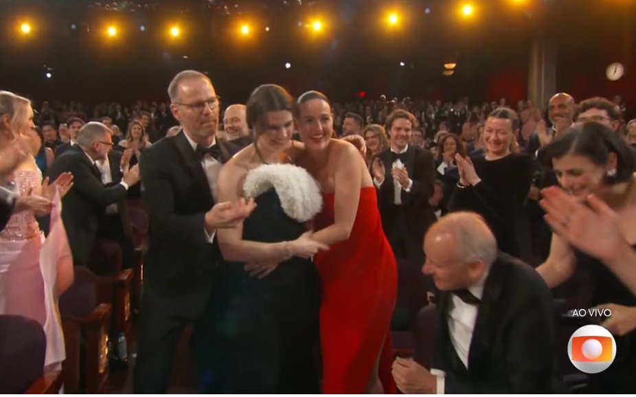 acabamos de ser roubado
o agente secreto perde o oscar pra valor sentimental

injustiça