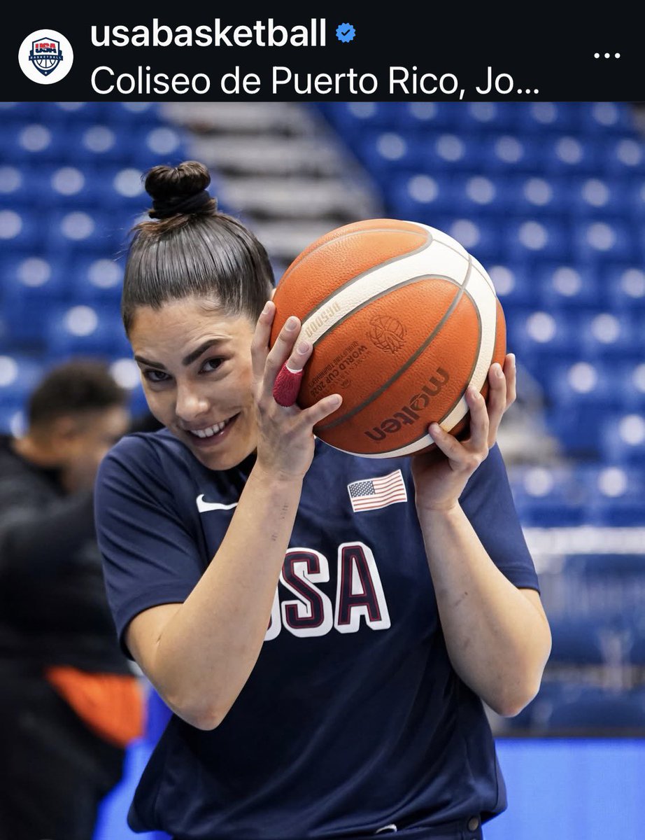 Talk2MeTwins tweet media