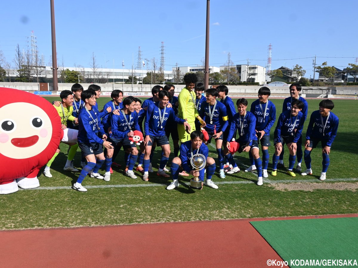 gekisaka's tweet photo. [MOM1165]全日本大学選抜DF小川遼也(筑波大3年)_攻守に大活躍の日韓定期戦MVP、注目の進路は「考えている最中」

https://t.co/YpHzgdj9zw

#大学サッカー #デンチャレ #デンソーカップチャレンジ #ゲキサカ https://t.co/jsksmwdGAZ