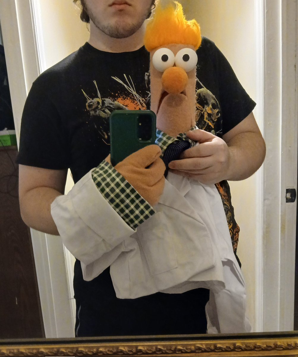 𝙎𝙤𝙧𝙩_𝙤𝙛_𝘼𝙢𝙪𝙨𝙞𝙣𝙜 tweet media