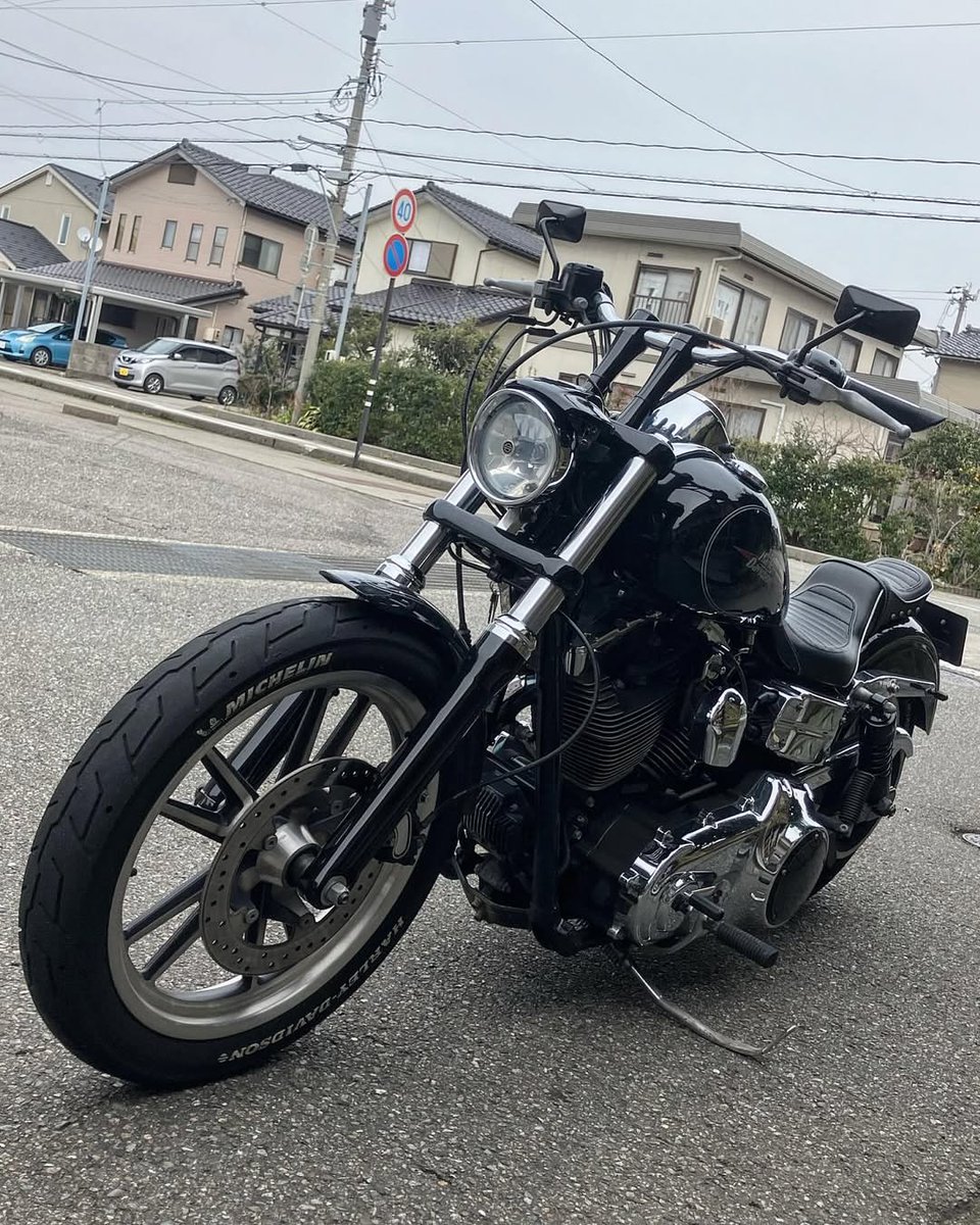 929Kanon's tweet photo. 雪降っててバイク乗れない
早く春にならんかな

#harleydavidson #motorcycle #stayfree #ハーレーダビッドソン #バイク #オートバイ https://t.co/CIJoVQrCY6