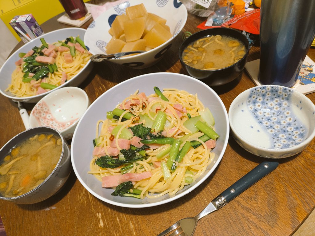 wB(わらび) tweet media