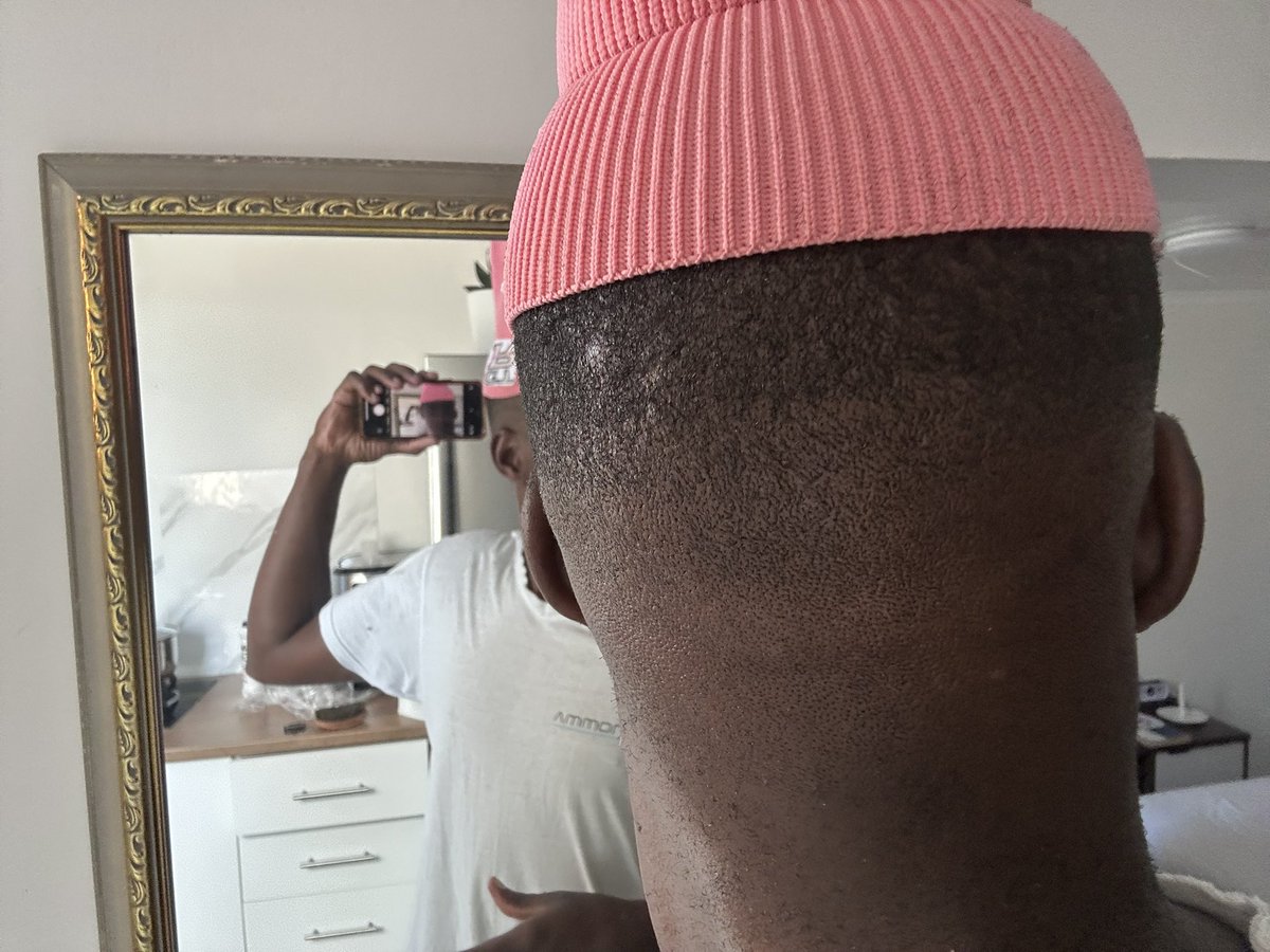 Lu_khanyo tweet media