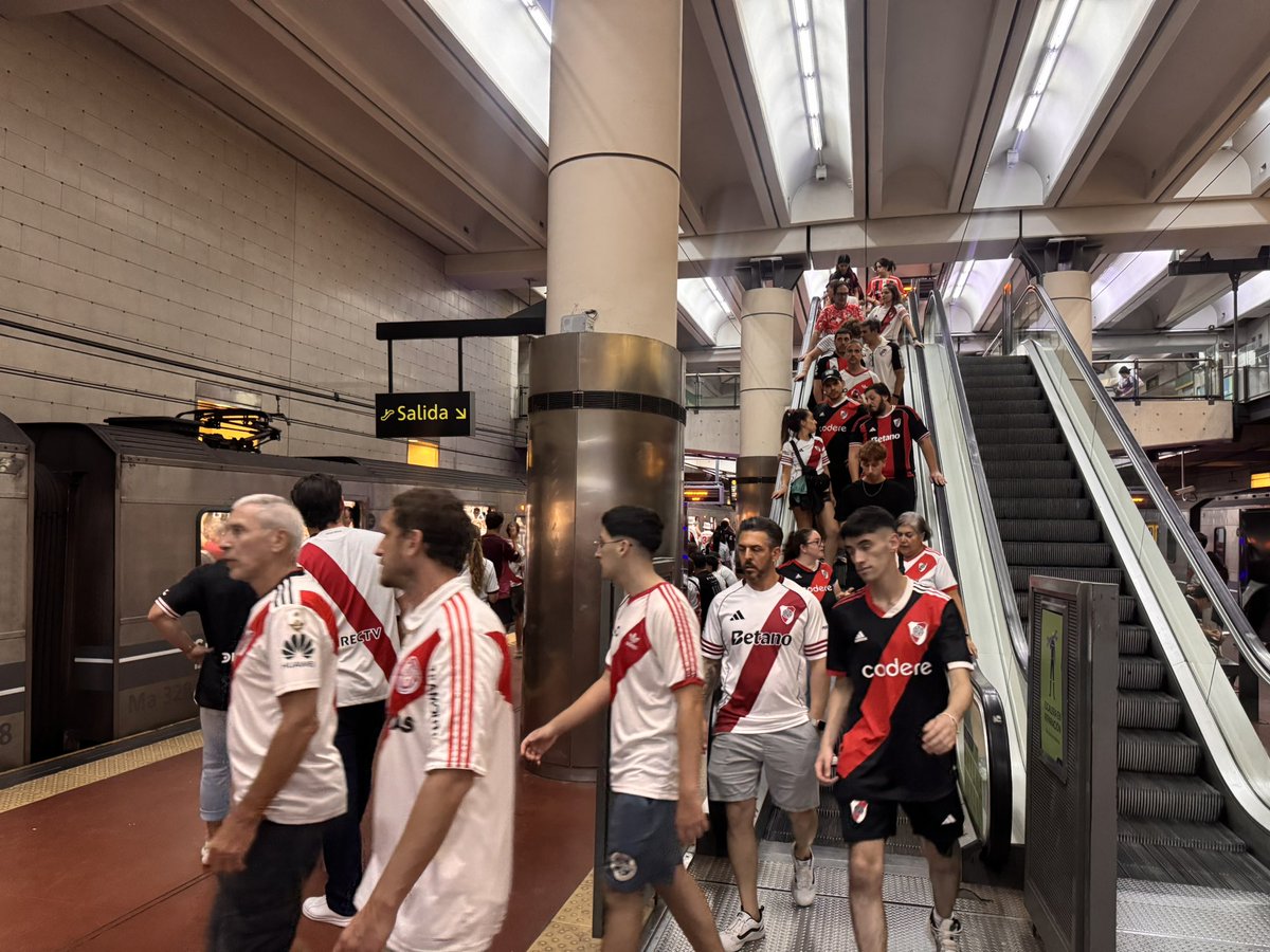 BA Subte tweet media