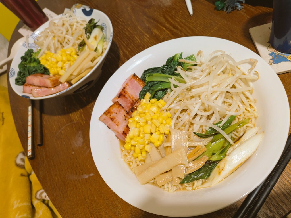 wB(わらび) tweet media