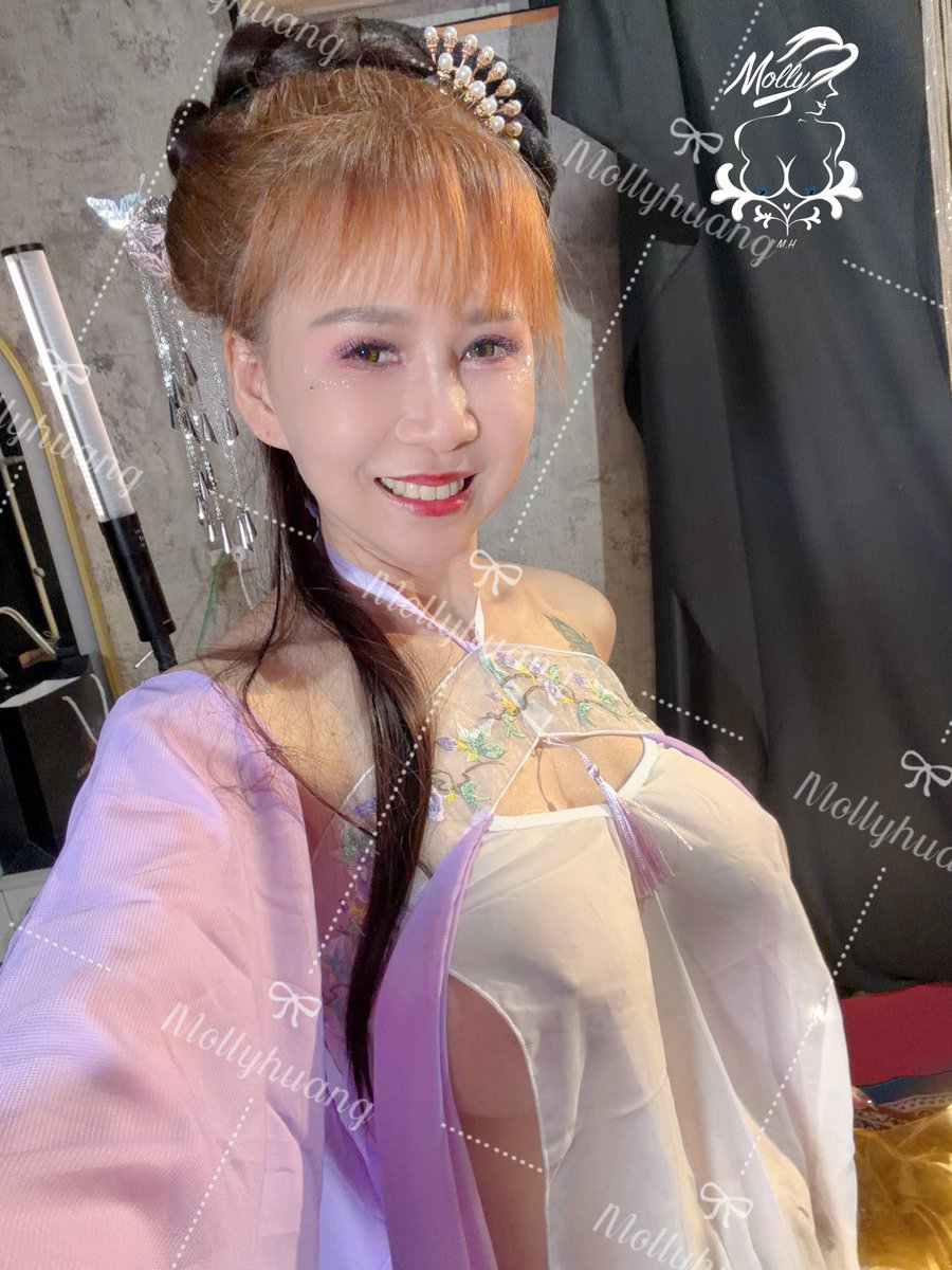 這是我那天拍攝的另外一套🥰

#轉推愛心留言加追蹤❤️
#無碼影片照片都在Fansone😍 
#感覺派戀愛感人妻💋 https://t.co/Xz7e3q3zJh