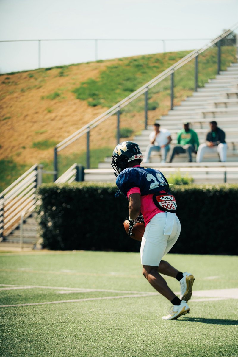 Noah Collins tweet media