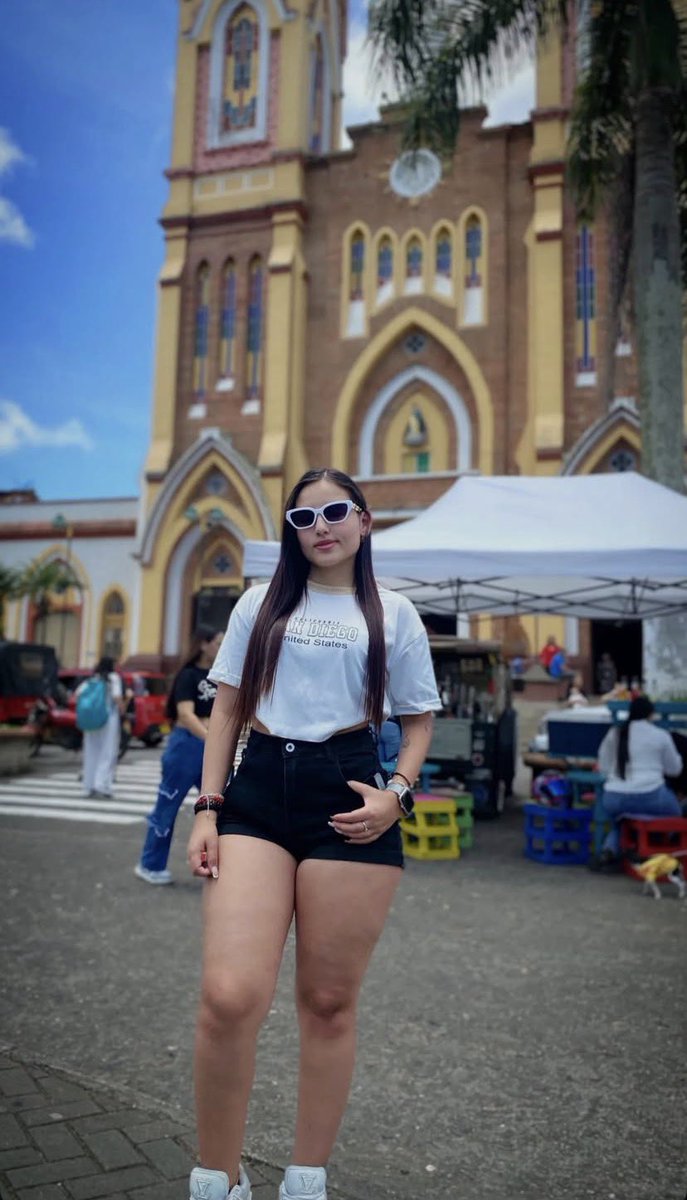 Carolina tweet media