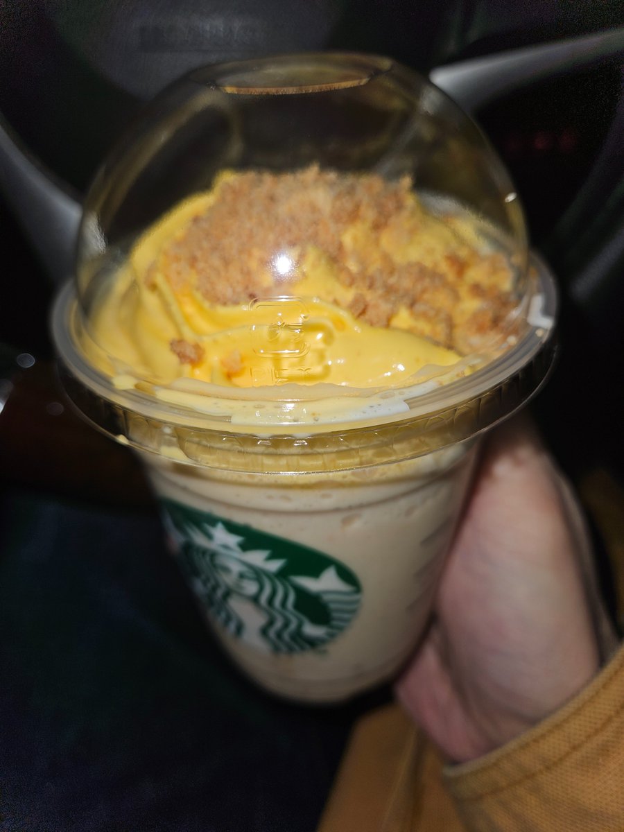 6o_pa's tweet photo. シュークリームなんたらフラペチーノ、うん次は違うの飲もうかな(^^)

★2.3 https://t.co/rYN9GBQ3gF