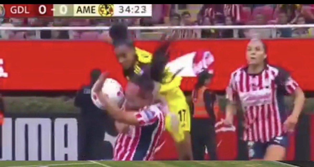 YoAlterna tweet media