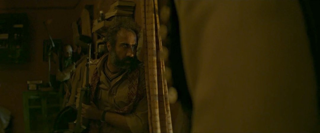 films_and_life's tweet image. Sonchiriya/The Golden Bird (Abhishek Chaubey, 2019)

When a group of dacoits gets split after their leader is killed, they decide to run away. On the way, they meet Indumati and Khushi, who are being chased by the former's family to be killed.

transfer.it/t/OHp22h1RXRBI