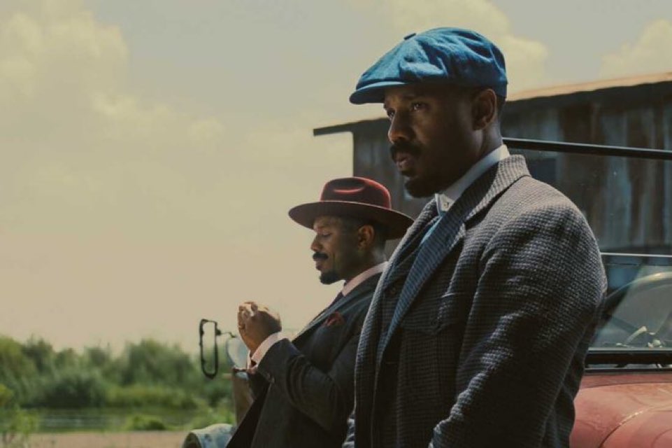 CoyoteInfoMX's tweet photo. Bien merecido.

Michael B Jordan gana el #Oscar como mejor actor por Sinners 

#oscars https://t.co/N3k1CM2N68