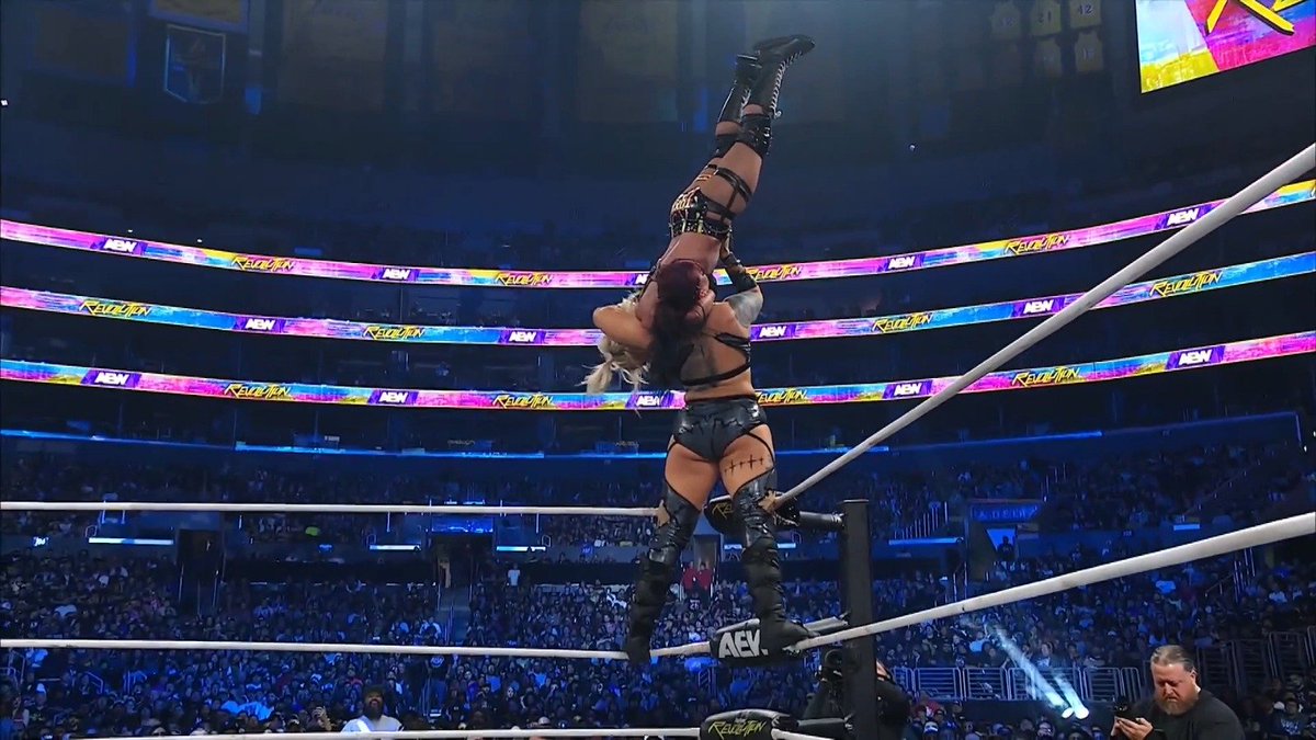 Wrestle Court tweet media