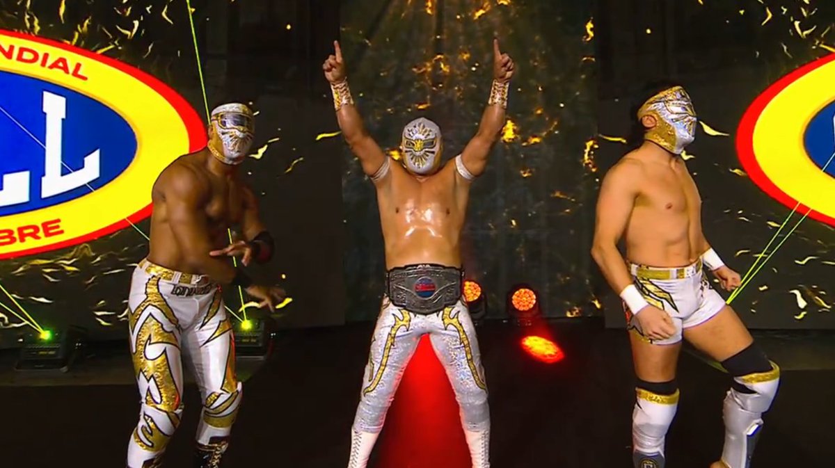 luchablog tweet media