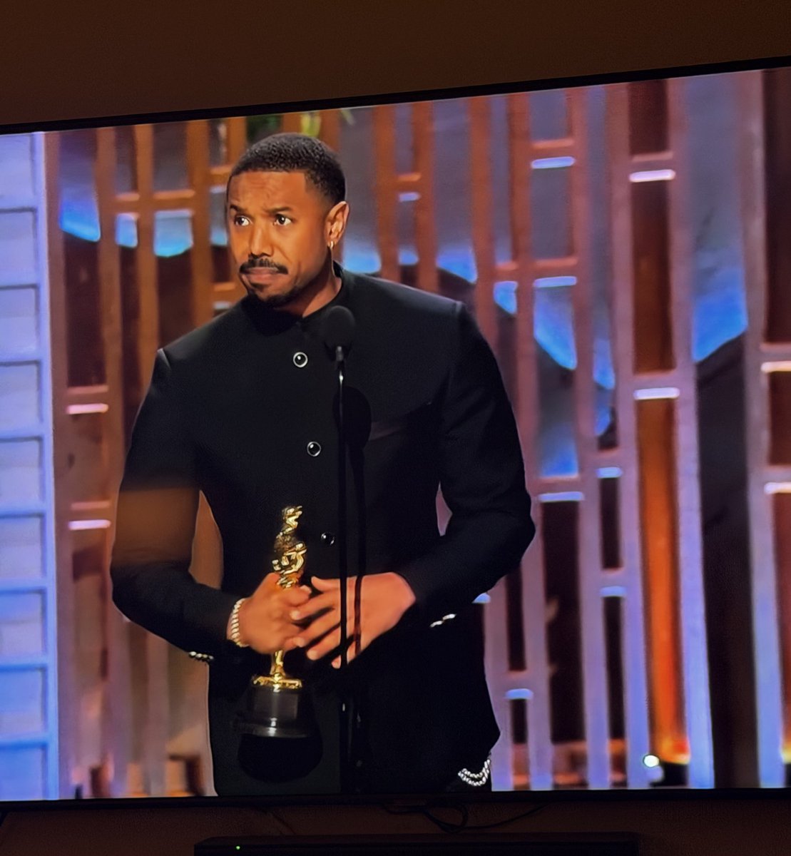 Roxy Striar tweet media