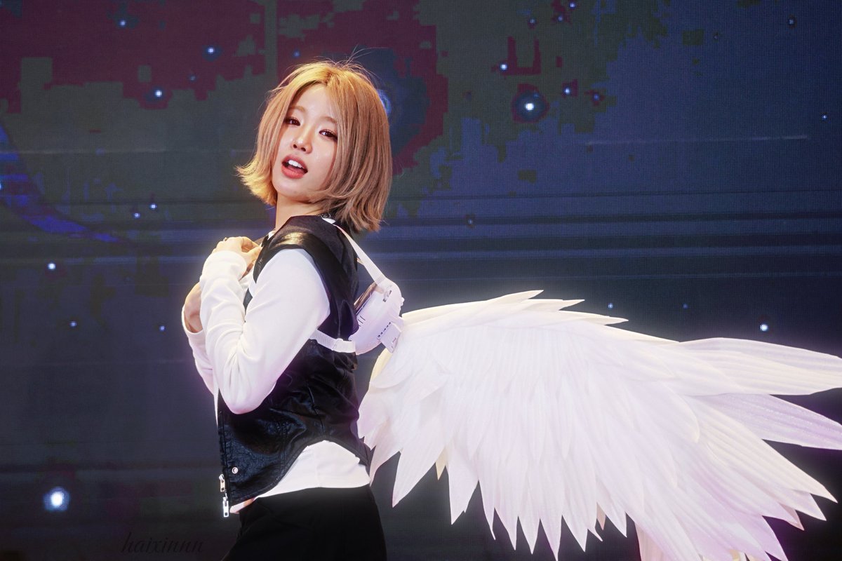 ₊⁺ ꒰১ ♡ ໒꒱ ⁺₊
#YOUNGPOSSE #영파씨 
#SUNHYE #정선혜