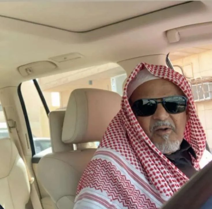 لو يردك دمع سيلنالك بحر
ولو يردك صوت صرنا لك رعود
يرحمك ربي عدد قطرات المطر 
وعدد ماكبر على القبله بشر