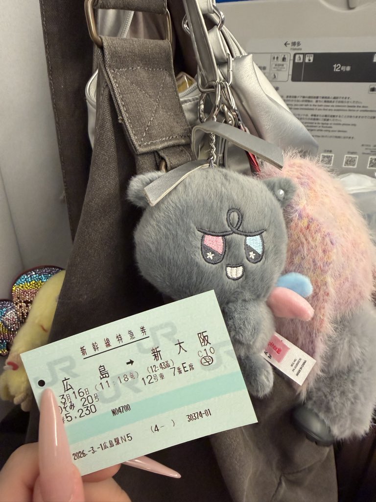 りりりり tweet media