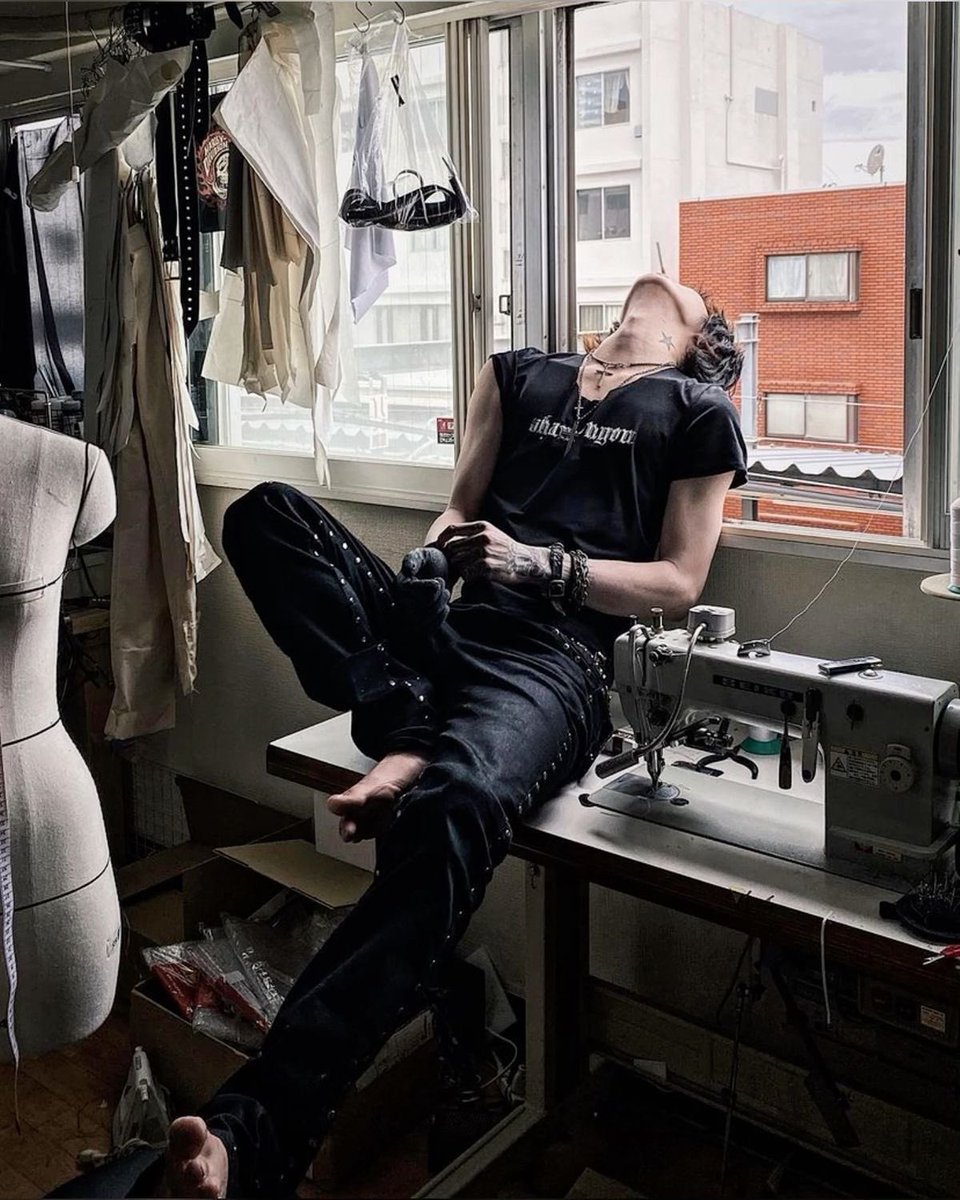 𝗢𝗻𝗲 𝘀𝗵𝗼𝘁 tweet media