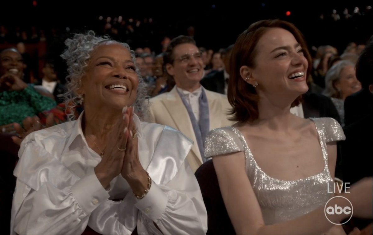 Tom Smyth tweet media