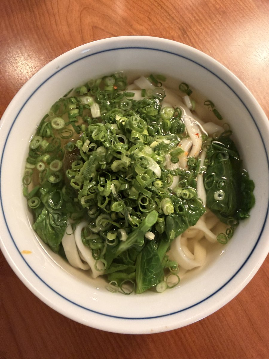 aosiskamada's tweet image. 名古屋で先日買ってきた
半生のきしめん
9分も茹でるんです
でも菜の花とネギたくさんで
ほっこりおいしい

 #toshiyakamada
 #forthwaverecordfactory
 #musicproducer
 #thesistars
 #hiroakiigarashi
 #neverknew
 #Yuzuna
 #uta