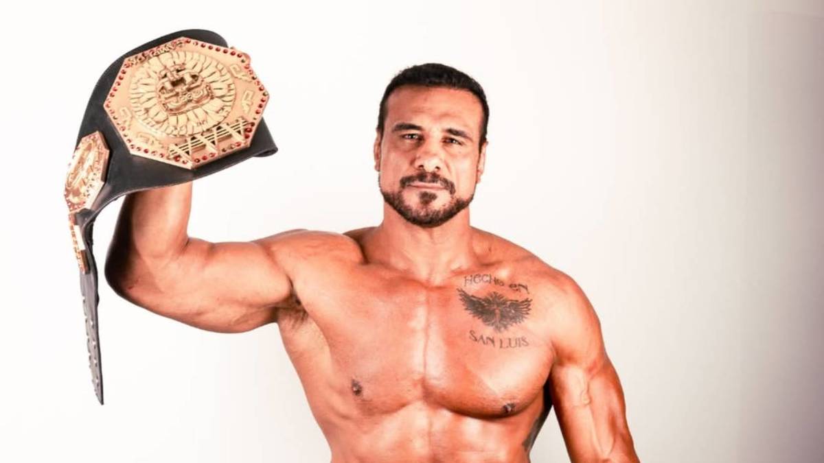 Tenoch ✪ tweet media