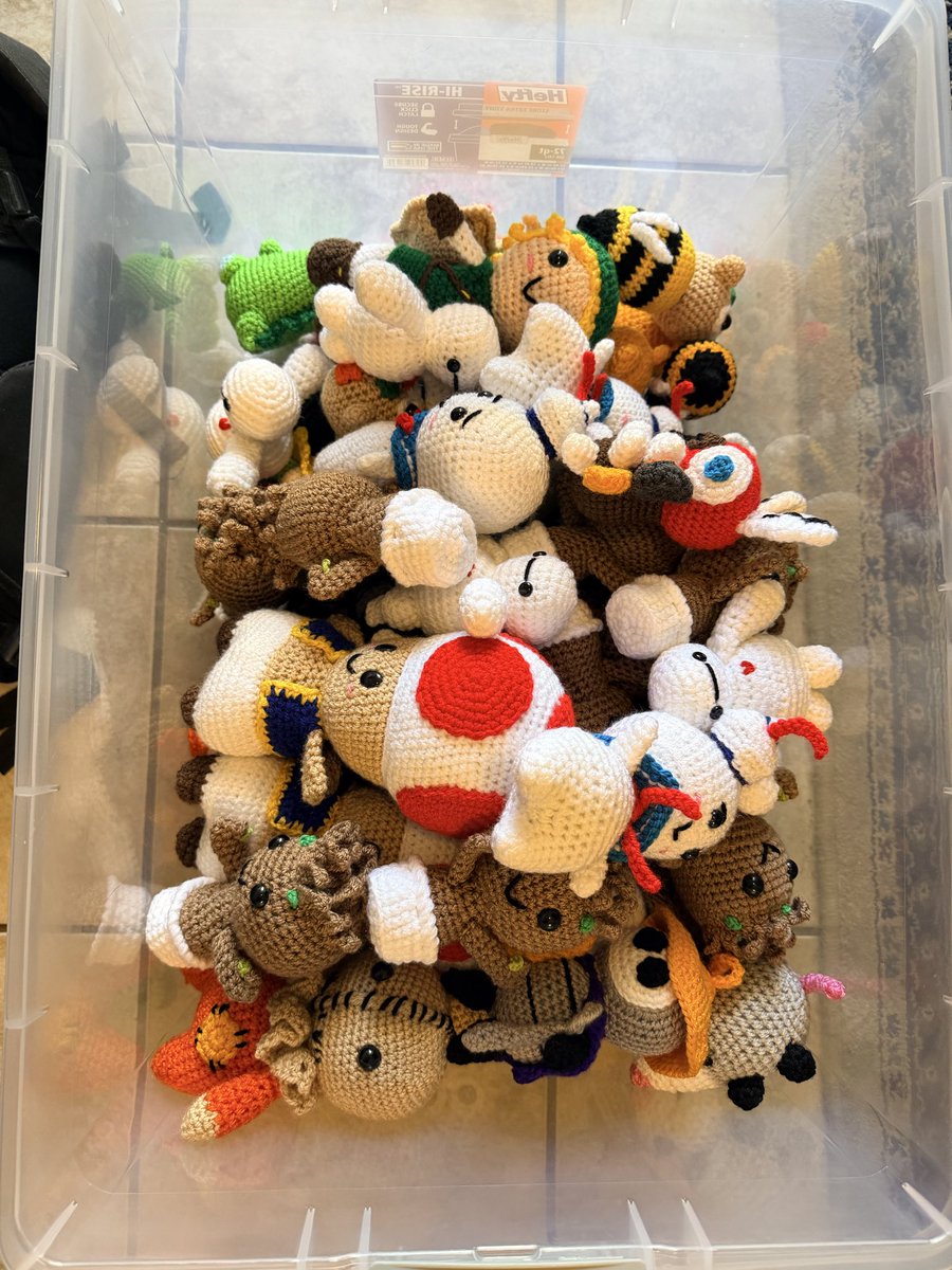 PaintedworldFiberarts tweet media