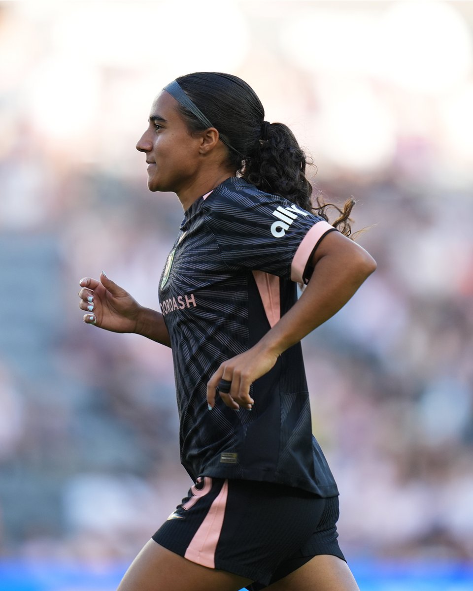weareangelcity's tweet photo. Congratulations on your professional debut, Taylor Suarez! ๐ค https://t.co/3c6FaMZ3R9
