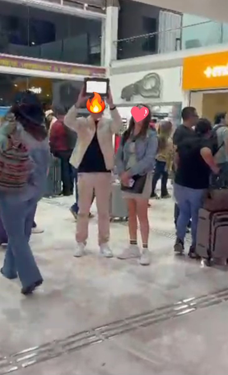 Alberto y Viri SW tweet media